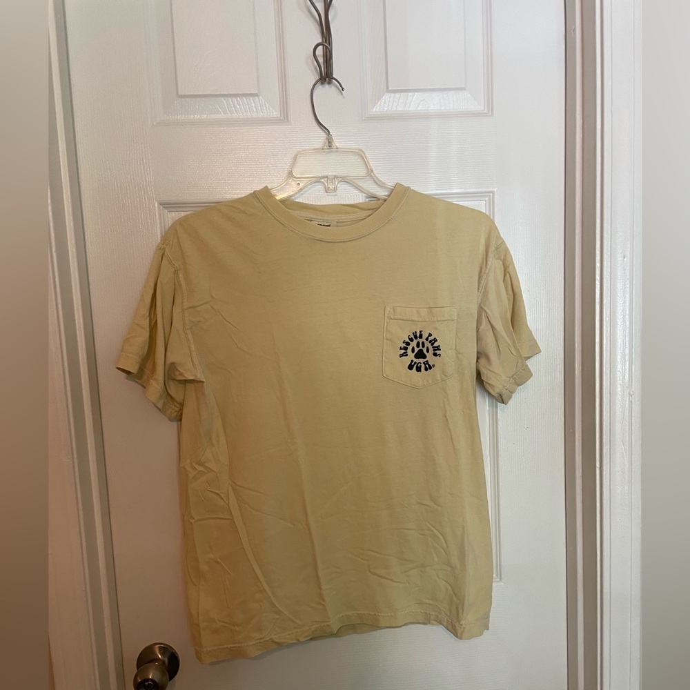 UGA Rescue Paws T-Shirt - Size Medium